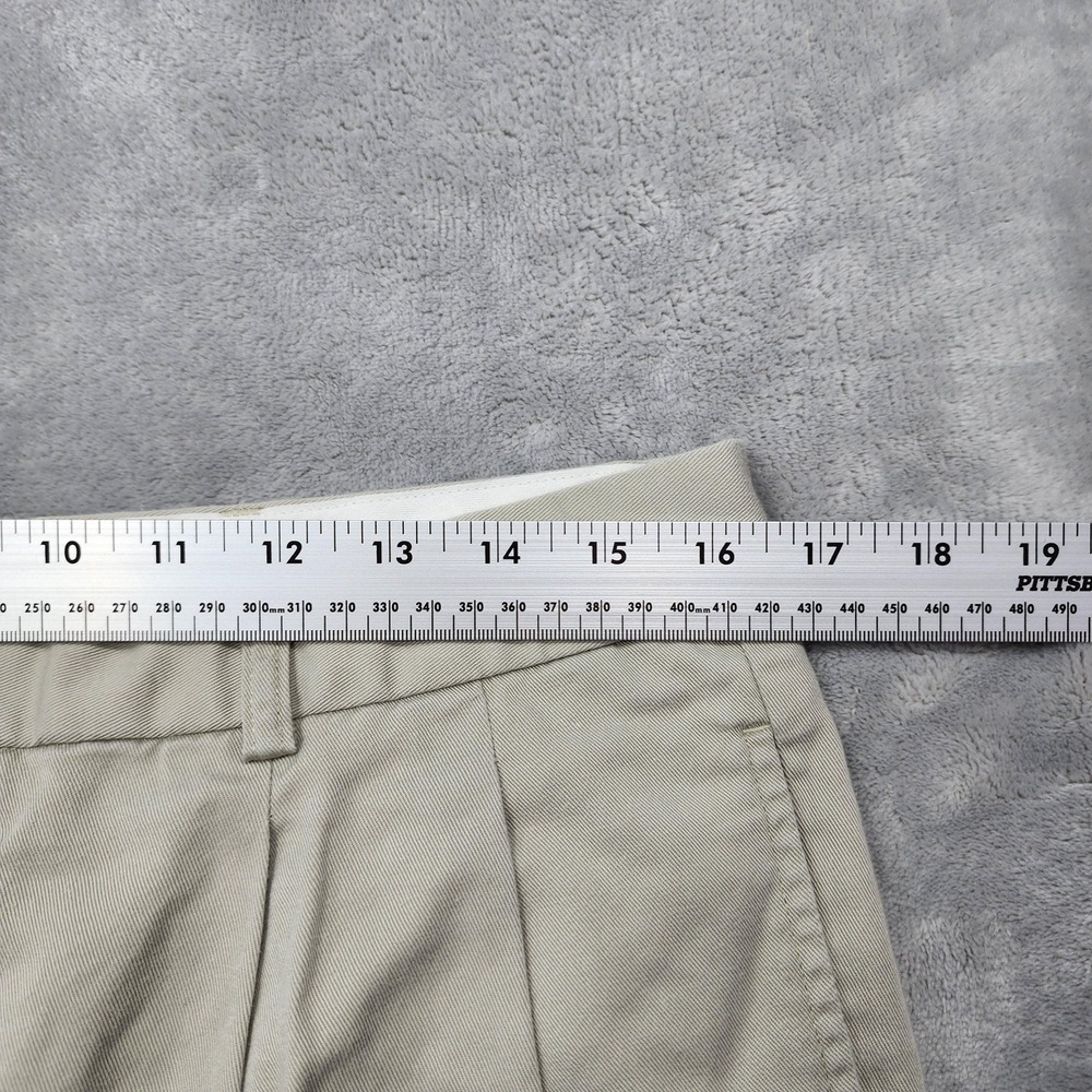 Cutter & Buck Shorts Mens 34 Beige Pleated Chino 10 Inseam Golf Casual Summer - Picture 8 of 12